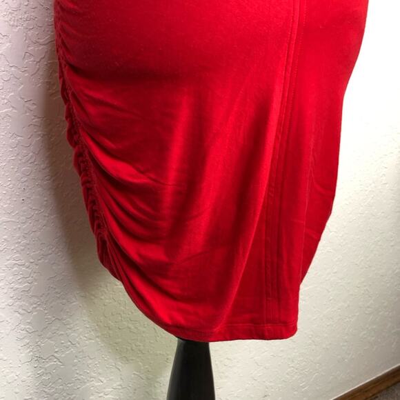 Cabi Whistle Tunic red scoop neck ruched side tunic top size Medium #5616 - Picture 15 of 16